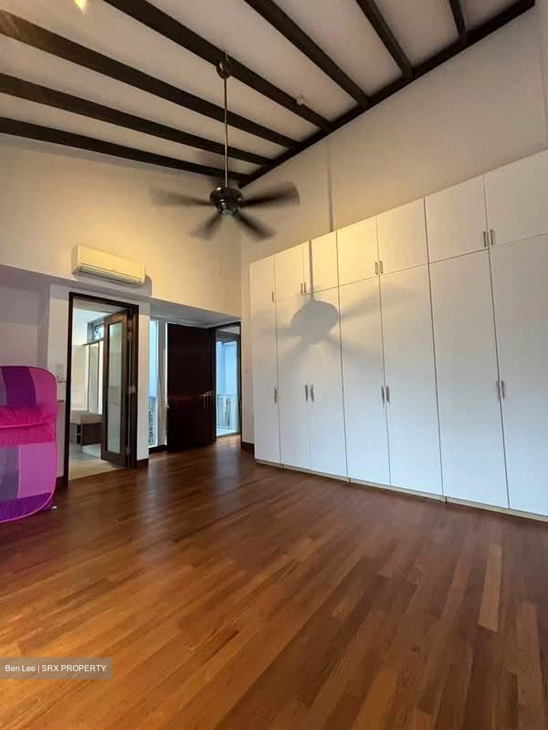 Ocean Drive (D4), Terrace #573895911